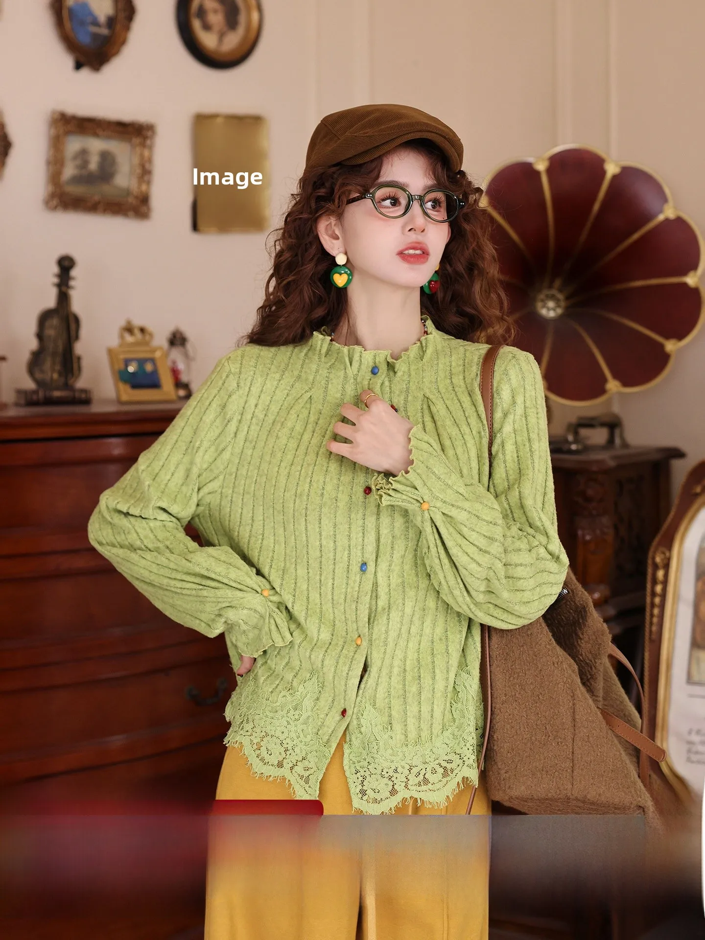 Chen Jiajie Bamboo Leaf Dew Vintage Knitted Long Sleeve Shirt Women's Loose Versatile Top Lace Collar Polyester Spandex Blend
Chen Jiajie Bamboo Leaf Dew Vintage Knitted Long Sleeve Shirt Women's Loose Versatile Top Lace Collar Polyester Spandex Blend