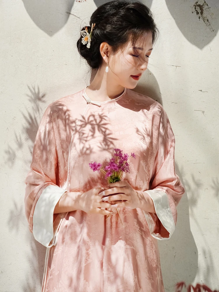 Весенняя новинка: Женский модный традиционный костюм для чайной церемонии в китайском стиле с восточной эстетикой, из шелкового атласа с вышивкой, длинный топ в стиле дзен
Весенняя новинка: Женский модный традиционный костюм для чайной церемонии в китайском стиле с восточной эстетикой, из шелкового атласа с вышивкой, длинный топ в стиле дзен