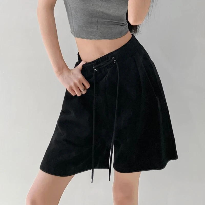 Широкие шорты в спортивном стиле, женские летние бандажные шорты Y2k, европейские повседневные шикарные BF, модные свободные винтажные шорты для колледжа, 7 цветов, Harajuku
Широкие шорты в спортивном стиле, женские летние бандажные шорты Y2k, европейские повседневные шикарные BF, модные свободные винтажные шорты для колледжа, 7 цветов, Harajuku