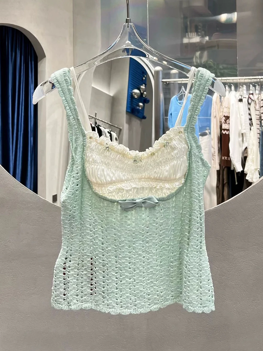 Korean Style Beautiful Small Knitted Vest Women Summer Outerwear Age Reduction Sexy Short Sleeve Pure Desirable Hot Girl Top
Korean Style Beautiful Small Knitted Vest Women Summer Outerwear Age Reduction Sexy Short Sleeve Pure Desirable Hot Girl Top