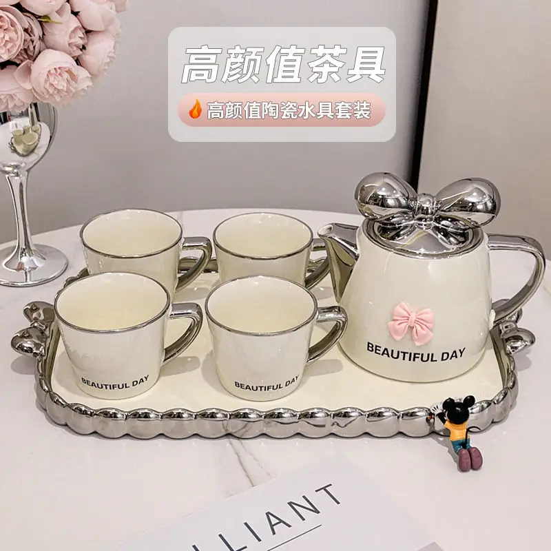 Light luxury Ceramic tea set Advanced sense of home use Cold water kettle and tea cup Water cup
Light luxury Ceramic tea set Advanced sense of home use Cold water kettle and tea cup Water cup