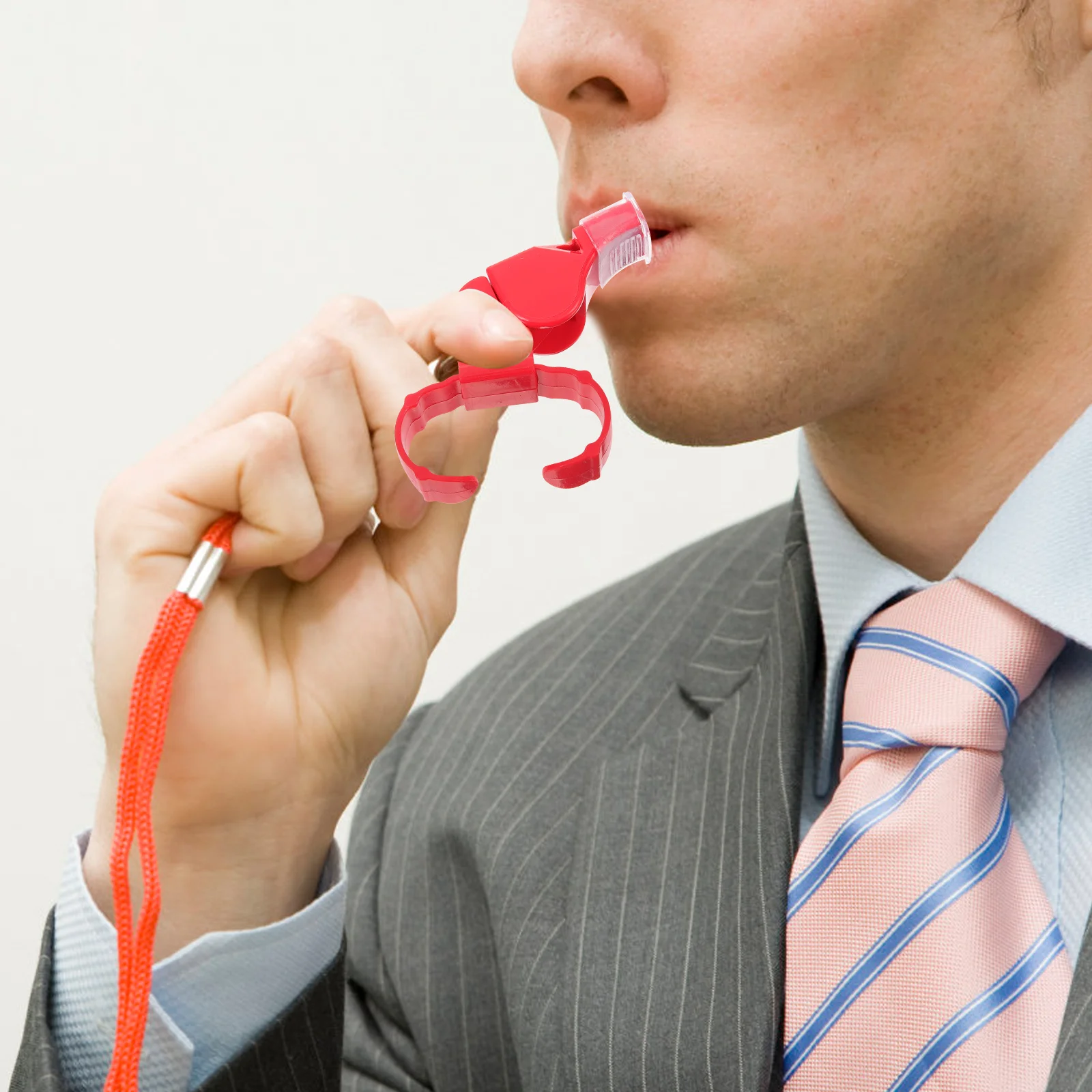 2pcs High Referee Finger Black Color Card Installed Sports Whistle Referee Whistle Loud Sound Outdoor Sports 
2pcs High Referee Finger Black Color Card Installed Sports Whistle Referee Whistle Loud Sound Outdoor Sports