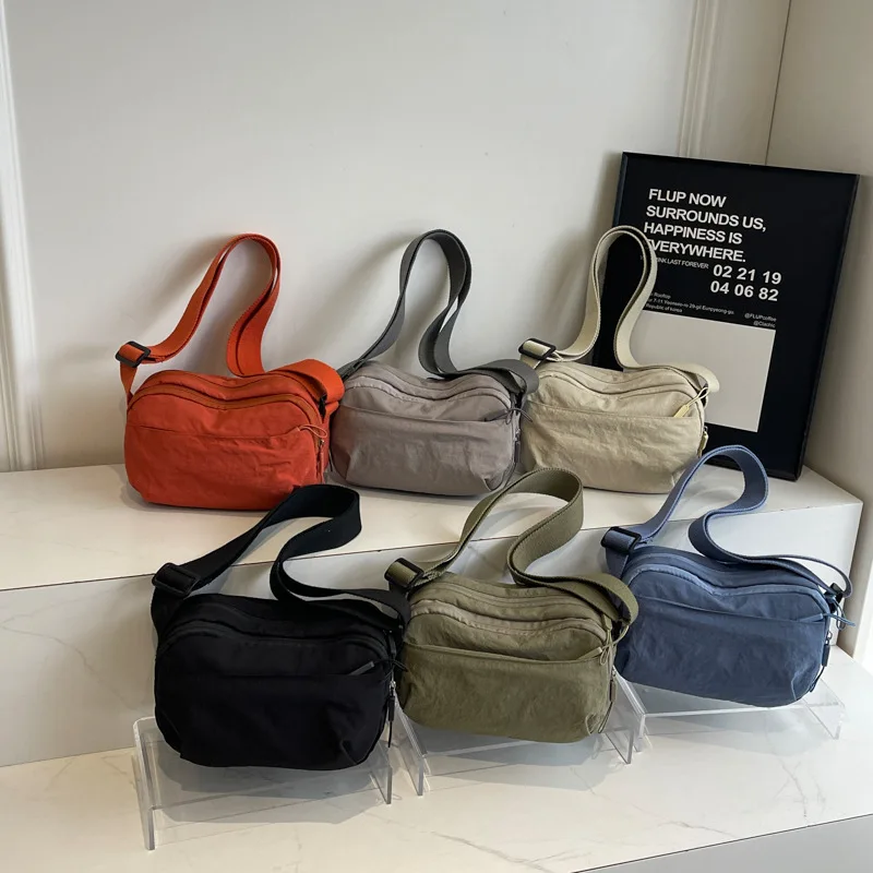 2025 Spring New Women's Multi-layer Shoulder Bag Casual Portable Small Square Bag Fashion Solid Color Crossbody Bag
2025 Spring New Women's Multi-layer Shoulder Bag Casual Portable Small Square Bag Fashion Solid Color Crossbody Bag
