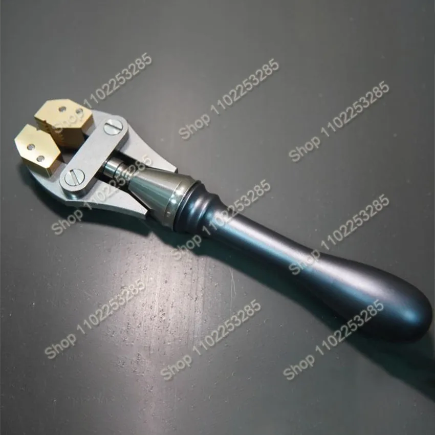 Household DIY Jewelry Tools Handheld Vise Clamping Tool Brass And Stainless Steel Handmade Pieces Holder Claw Pliers
Household DIY Jewelry Tools Handheld Vise Clamping Tool Brass And Stainless Steel Handmade Pieces Holder Claw Pliers