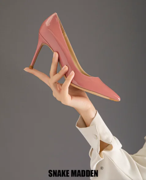 New desert pink pointed soft patent leather fashionable and versatile high heels for women, slim heels and sexy single shoes
New desert pink pointed soft patent leather fashionable and versatile high heels for women, slim heels and sexy single shoes