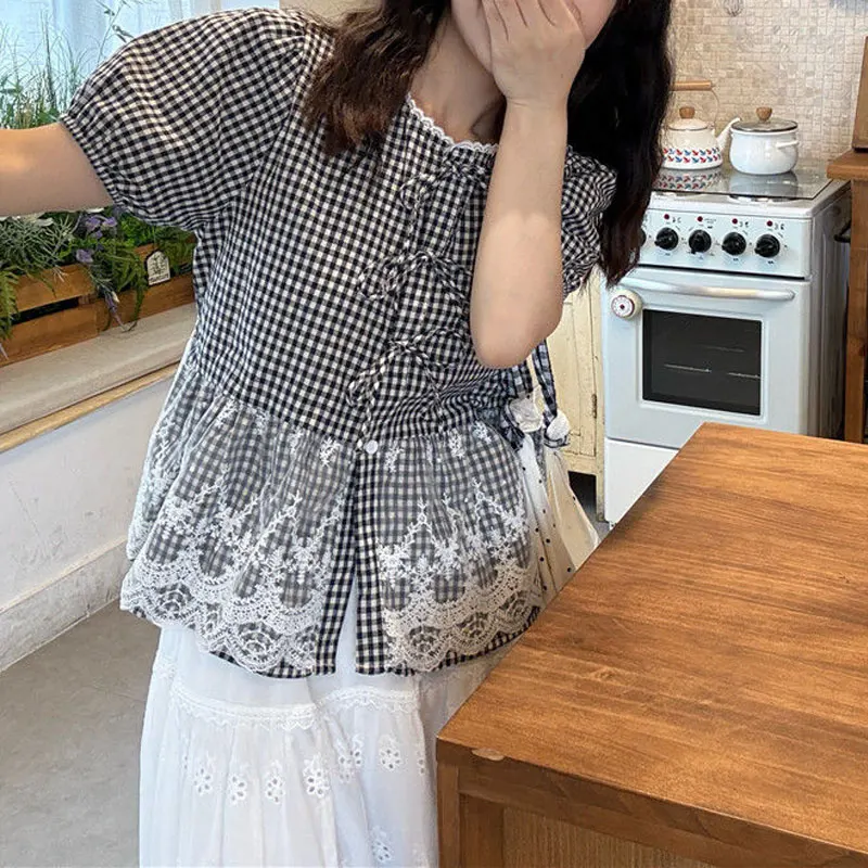 Vintage Lace Spliced Plaid Blouse Women's clothing Fashion Bow Summer O-Neck Button Sweet Elegant Hollow Out Short Sleeve Shirts
Vintage Lace Spliced Plaid Blouse Women's clothing Fashion Bow Summer O-Neck Button Sweet Elegant Hollow Out Short Sleeve Shirts