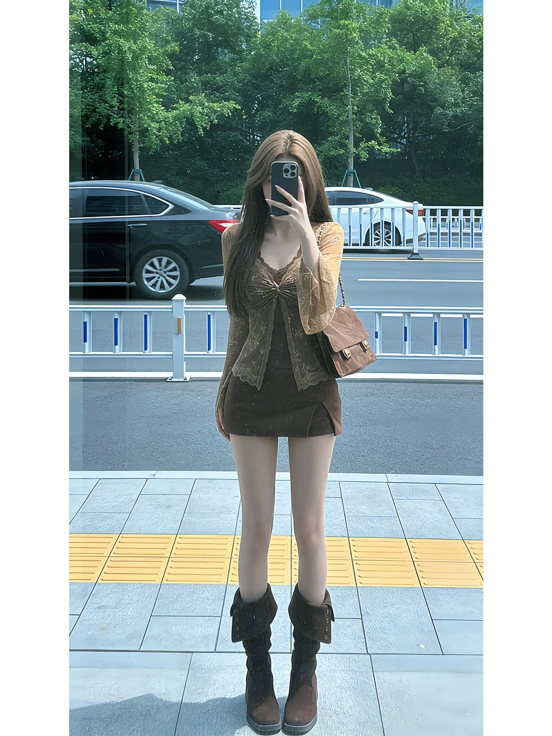 Sexy Lace Splice Hanging Neck T-Shirt Women's Fashion 2026 Summer New Style Knot Fake Two-Piece Long Sleeve Top
Sexy Lace Splice Hanging Neck T-Shirt Women's Fashion 2026 Summer New Style Knot Fake Two-Piece Long Sleeve Top