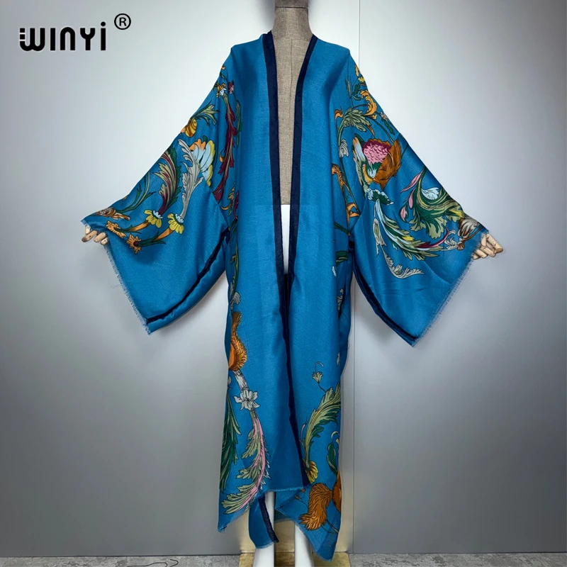 Пляжное платье-кимоно WINYI Africa в стиле бохо, кардиган, макси-пальто с принтом, кафтан, пляжная одежда для женщин, мусульманская абайя, роскошь Дубая
Пляжное платье-кимоно WINYI Africa в стиле бохо, кардиган, макси-пальто с принтом, кафтан, пляжная одежда для женщин, мусульманская абайя, роскошь Дубая
