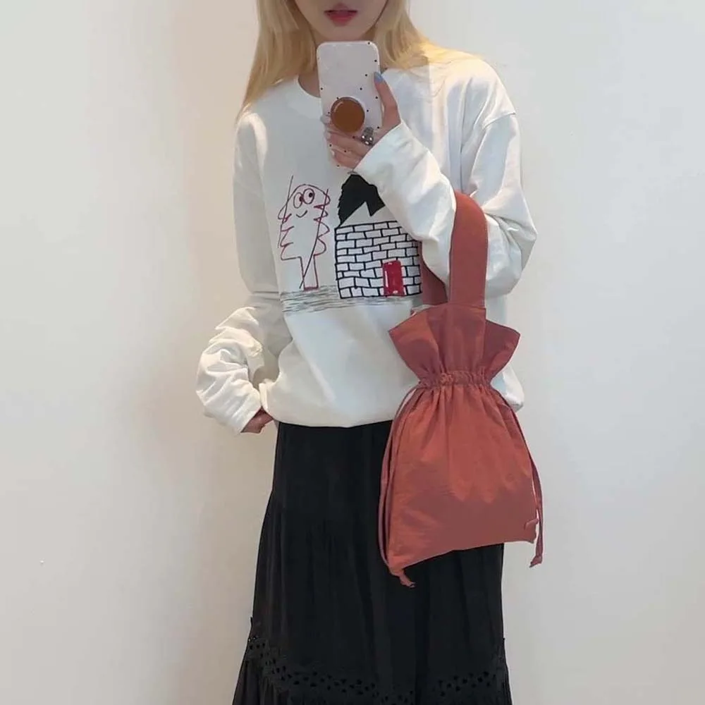 Large Capacity Nylon Drawstring Bag Japanese Style Portable Solid Color Handbag Anti-splash Water Soft Pleated Bucket Bag Daily
Large Capacity Nylon Drawstring Bag Japanese Style Portable Solid Color Handbag Anti-splash Water Soft Pleated Bucket Bag Daily