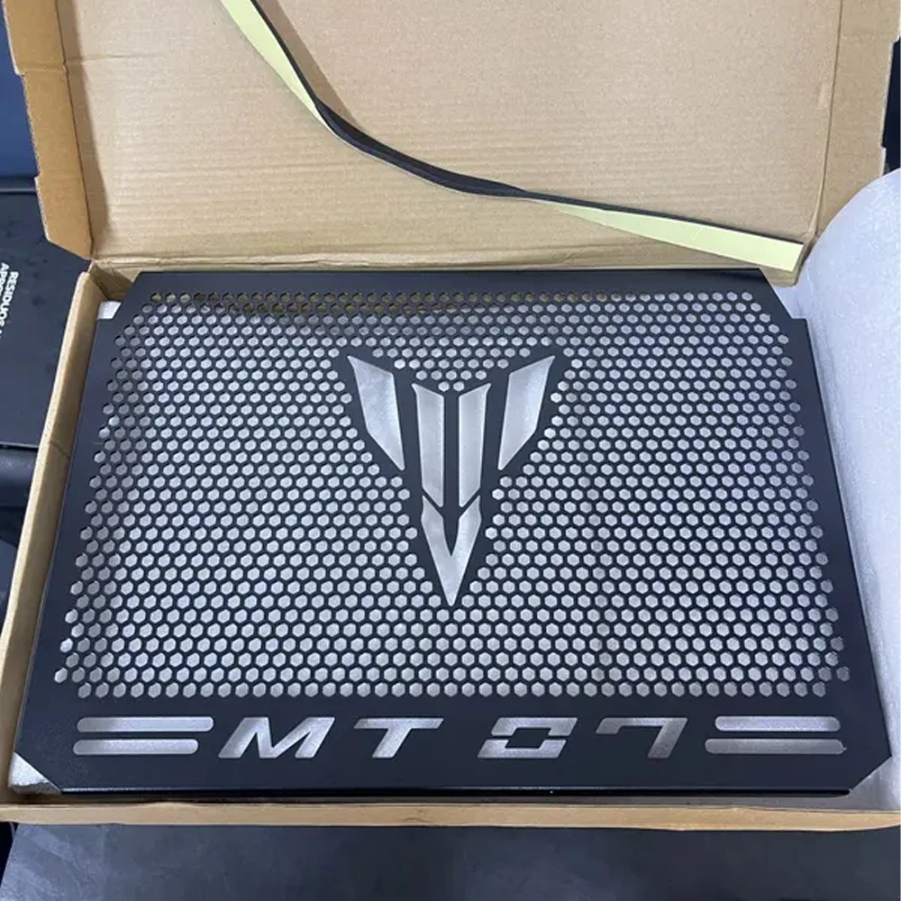 For Yamaha MT07 FZ07 MT 07 MT-07 2018 2019 2020 2021 2022 2023 Motorcycle Accessories CNC Radiator Protection Grille Guard Cover
For Yamaha MT07 FZ07 MT 07 MT-07 2018 2019 2020 2021 2022 2023 Motorcycle Accessories CNC Radiator Protection Grille Guard Cover