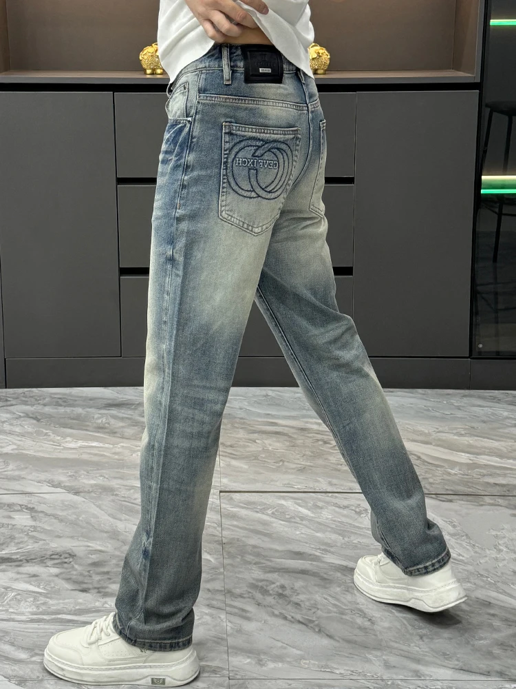 Elegant Embroidered Wide Leg Straight Cut Men's Jeans Fashionable Spring Summer Design Durable Wear Resistant mid Waist Jeans
Elegant Embroidered Wide Leg Straight Cut Men's Jeans Fashionable Spring Summer Design Durable Wear Resistant mid Waist Jeans