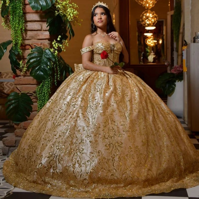 Shiny Golden Quinceanera Dress off-shoulder Crystal Glitter Decal Long tail Bow vestidos de 15 Quinceanera Customize
Shiny Golden Quinceanera Dress off-shoulder Crystal Glitter Decal Long tail Bow vestidos de 15 Quinceanera Customize