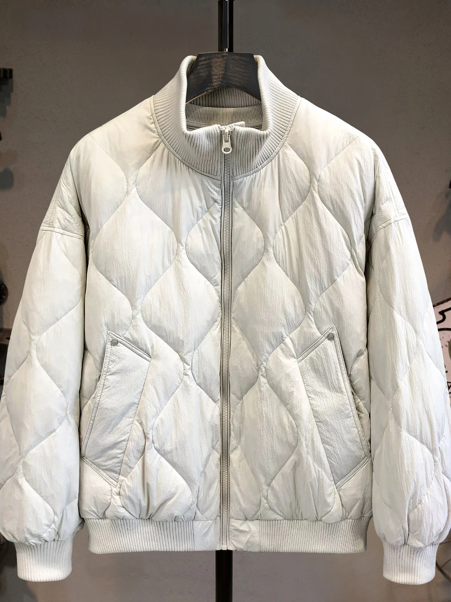 Milan Faion Knitted Stand Collar Men's down Jaet Comfortable Warm Baseball Sle Winter Outerwear Anti-Cold Coat
Milan Faion Knitted Stand Collar Men's down Jaet Comfortable Warm Baseball Sle Winter Outerwear Anti-Cold Coat