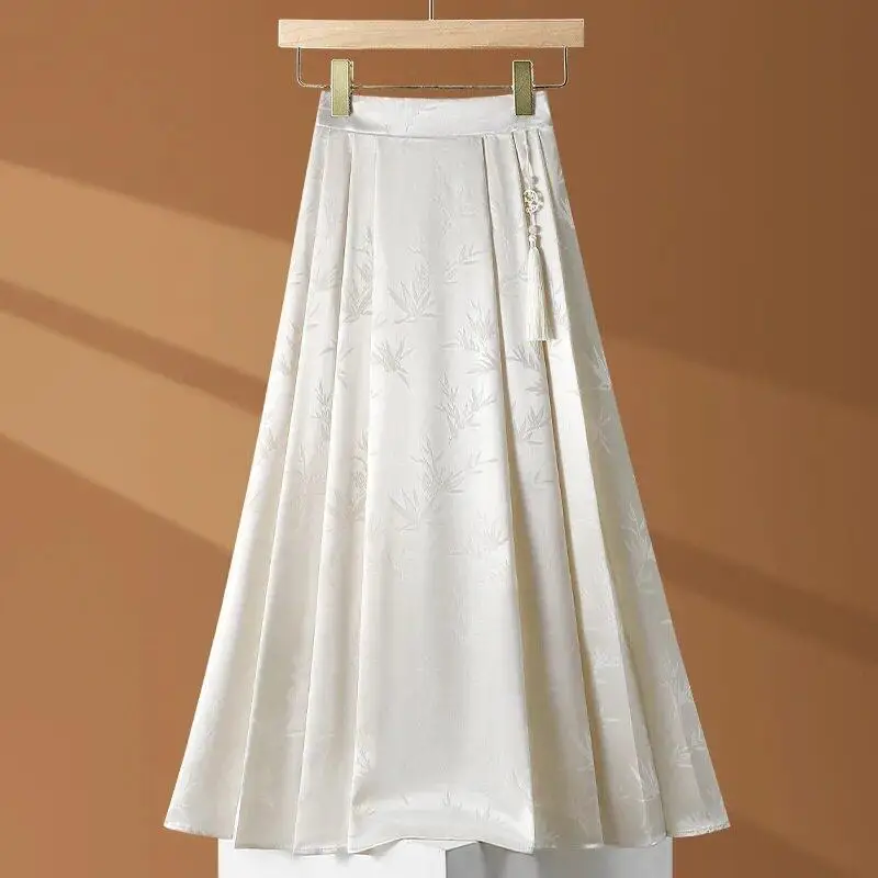 New Chinese Style Floral Embroidery A-Line Skirt Women's Summer Slimming High Waist Polyester Biker Skirt
New Chinese Style Floral Embroidery A-Line Skirt Women's Summer Slimming High Waist Polyester Biker Skirt