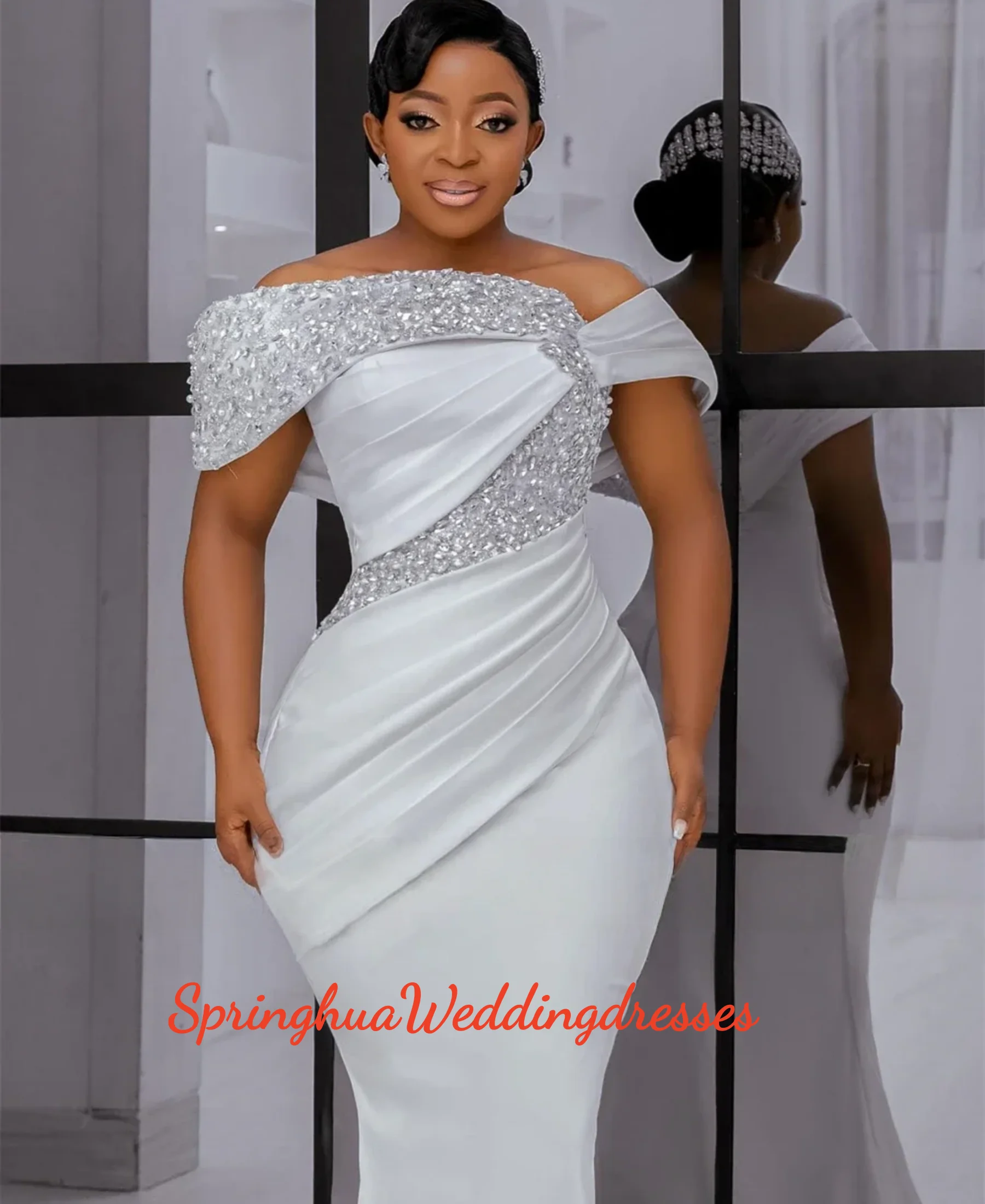 Customized Charming Off Shoulder African Wedding Dress Rhinestone Inlay Mermaid Wedding Dress Detachable vestidos de novia
Customized Charming Off Shoulder African Wedding Dress Rhinestone Inlay Mermaid Wedding Dress Detachable vestidos de novia