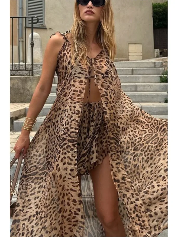 Beach Vacation Shorts Two-piece Set Summer New Chiffon Fashion Print Leopard Print Long Camisole Top+shorts Set For Women
Beach Vacation Shorts Two-piece Set Summer New Chiffon Fashion Print Leopard Print Long Camisole Top+shorts Set For Women