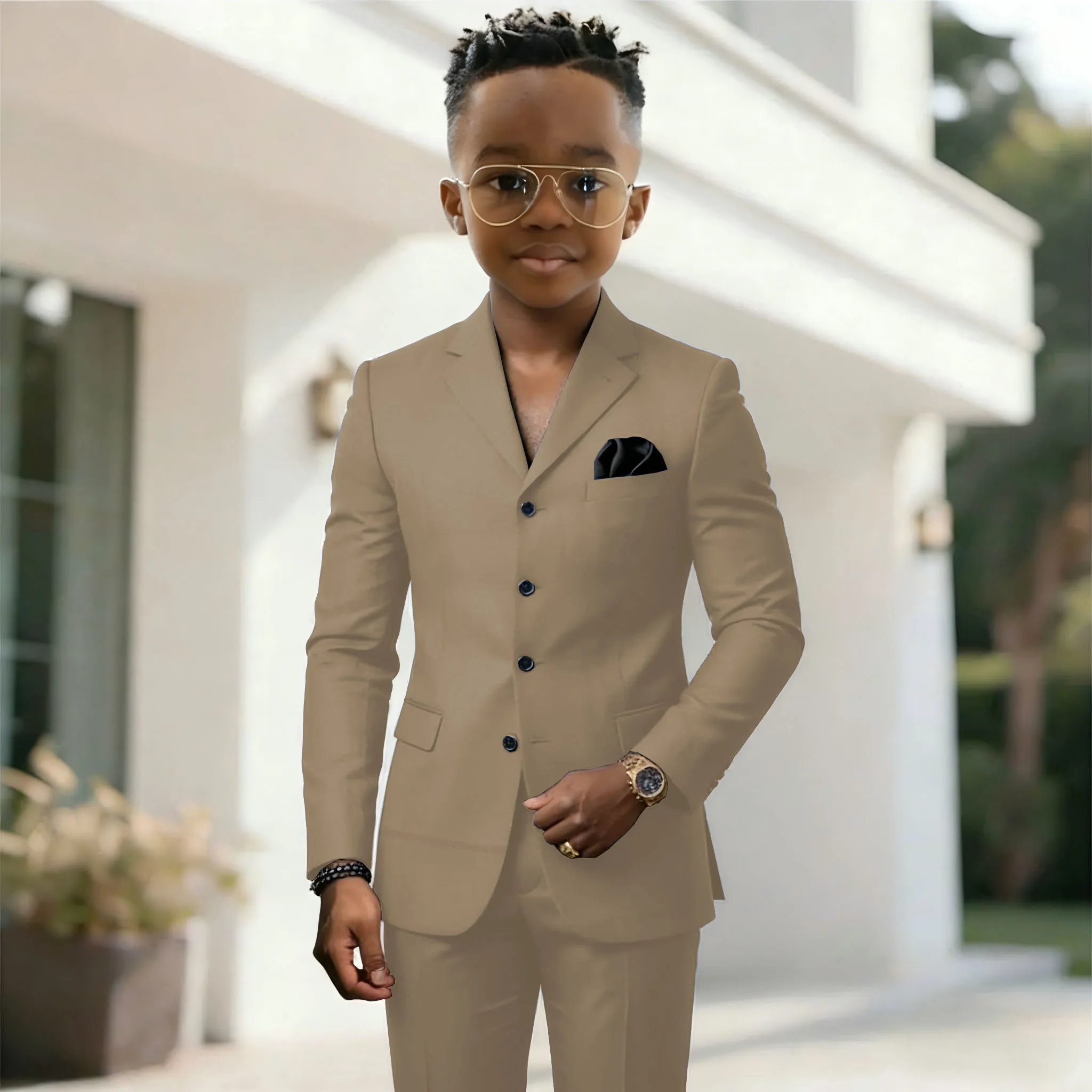 Beige Boys Suit 2 Pieces African Design Tuxedo Jacket Pants Wedding Party Birthday Flower Kids Customized Blazer Suit
Beige Boys Suit 2 Pieces African Design Tuxedo Jacket Pants Wedding Party Birthday Flower Kids Customized Blazer Suit