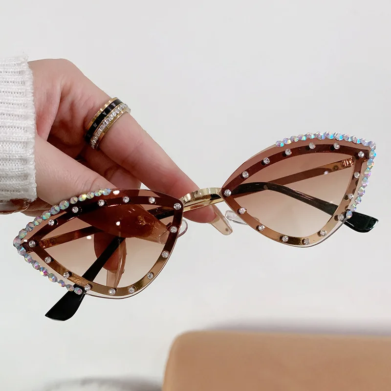 Cat Eye Sunglasses for Women Sparkling Rhinestone Sunglasses Trendy Retro Diamond Glasses UV400 Protection
Cat Eye Sunglasses for Women Sparkling Rhinestone Sunglasses Trendy Retro Diamond Glasses UV400 Protection