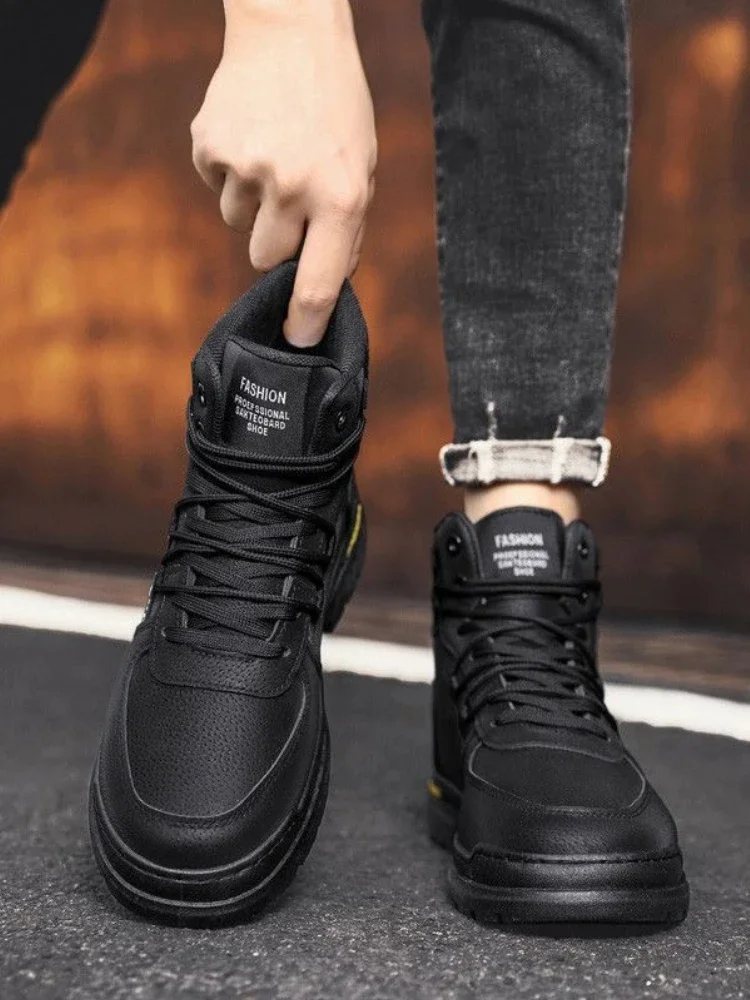 2023 весенние новые мужские высокие туфли на шнуровке, модные спортивные кроссовки в стиле букв для отдыха, противоскользящие, прочные, стильные, модные мужские кроссовки
2023 весенние новые мужские высокие туфли на шнуровке, модные спортивные кроссовки в стиле букв для отдыха, противоскользящие, прочные, стильные, модные мужские кроссовки