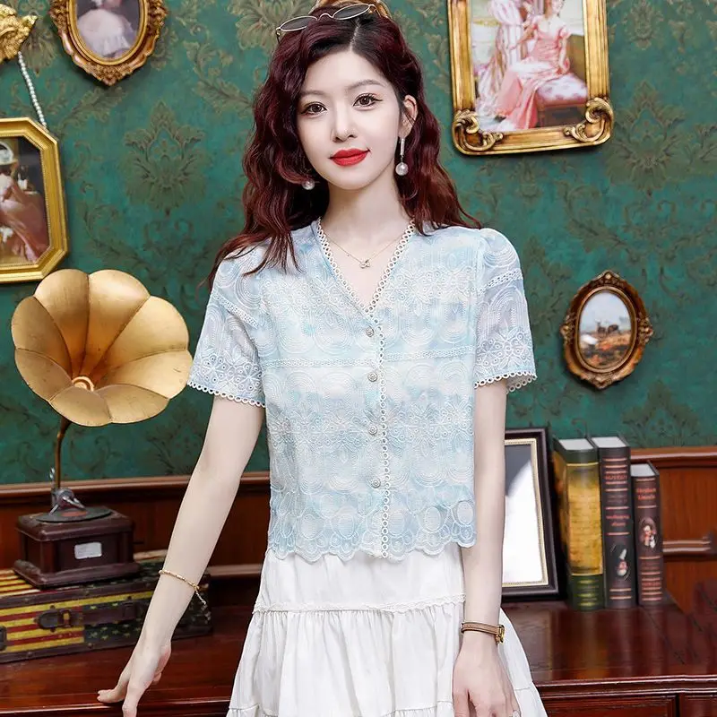 Summer New Arrival Embroidered Chiffon Blouse Women's Tops Stylish and Versatile
Summer New Arrival Embroidered Chiffon Blouse Women's Tops Stylish and Versatile