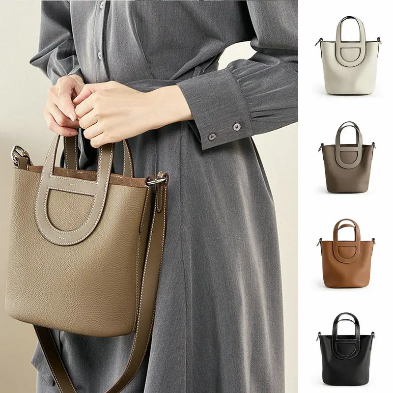 2025 New Women Togo Head Layer Cowhide Pig Nose Vegetable Basket Bucket Bag Hand Bill Shoulder Crossbody Genuine Leather Handbag
2025 New Women Togo Head Layer Cowhide Pig Nose Vegetable Basket Bucket Bag Hand Bill Shoulder Crossbody Genuine Leather Handbag