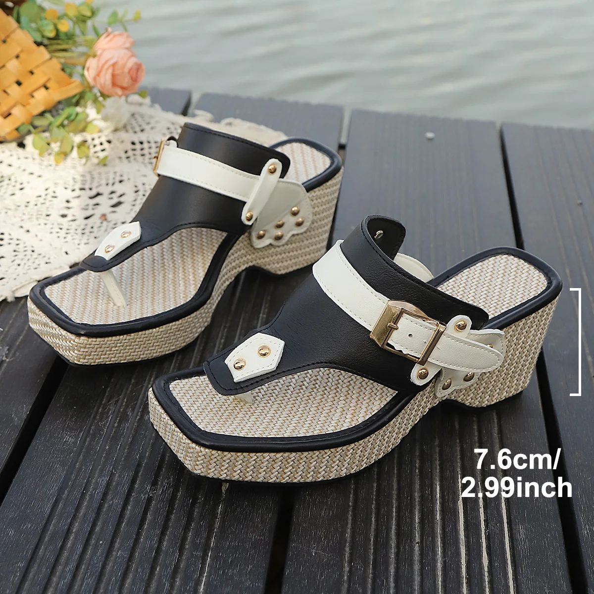 Women's Outdoor Versatile Casual Slippers Large Size Slope Heel Comfortable Thick Bottom Straw Sandals
Women's Outdoor Versatile Casual Slippers Large Size Slope Heel Comfortable Thick Bottom Straw Sandals