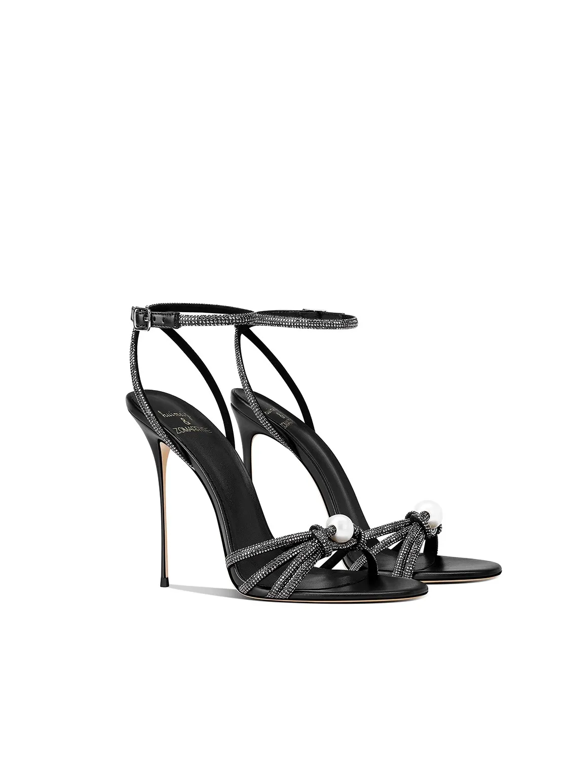 Slender high-heeled sandals summer new patent leather rhinestone ribbon sexy sandals banquet large size small size women's shoes
Slender high-heeled sandals summer new patent leather rhinestone ribbon sexy sandals banquet large size small size women's shoes