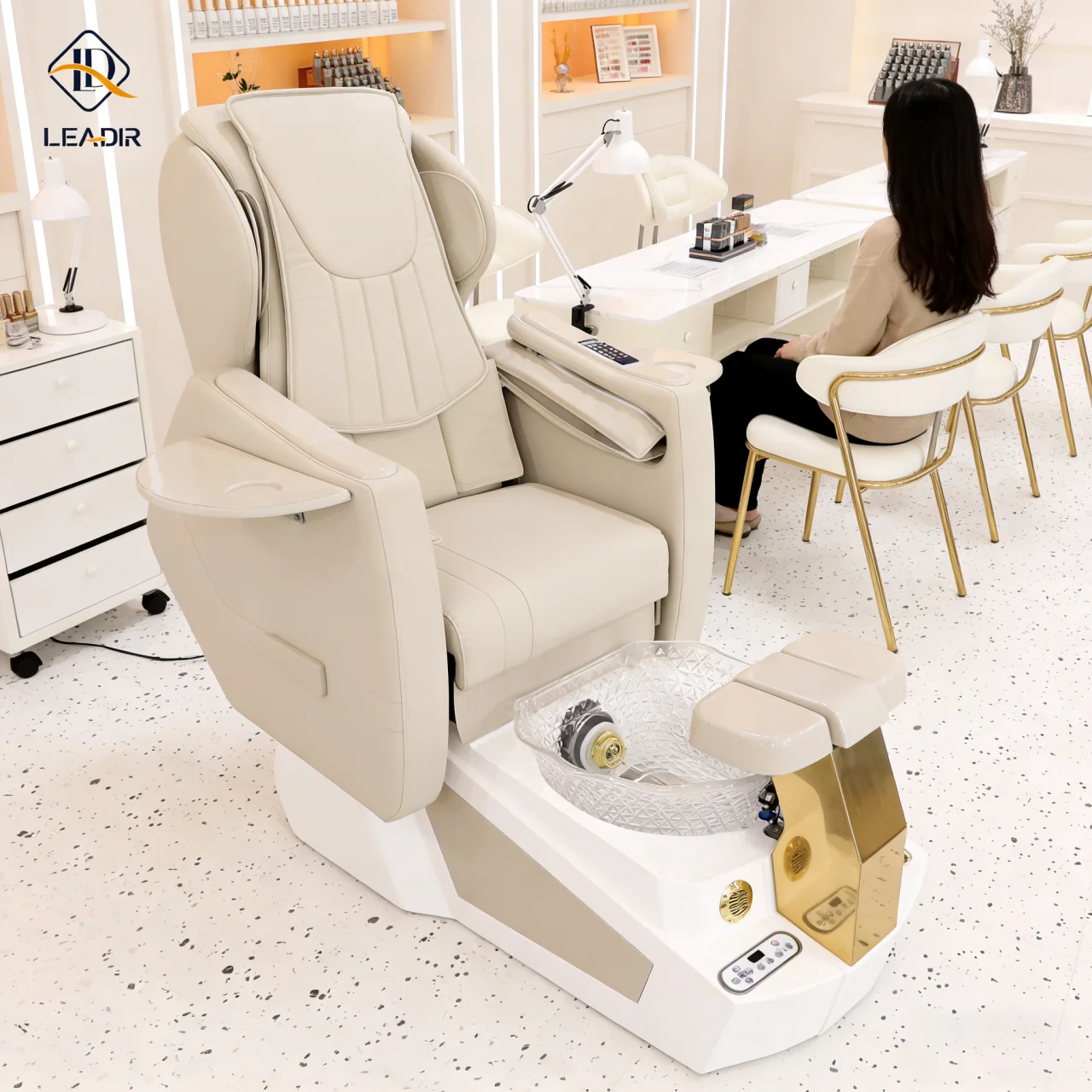 Modern Touch Massage Synthetic Leather Foot Spa Manicure Pedicure Chair for Beauty Nail Salon
Modern Touch Massage Synthetic Leather Foot Spa Manicure Pedicure Chair for Beauty Nail Salon