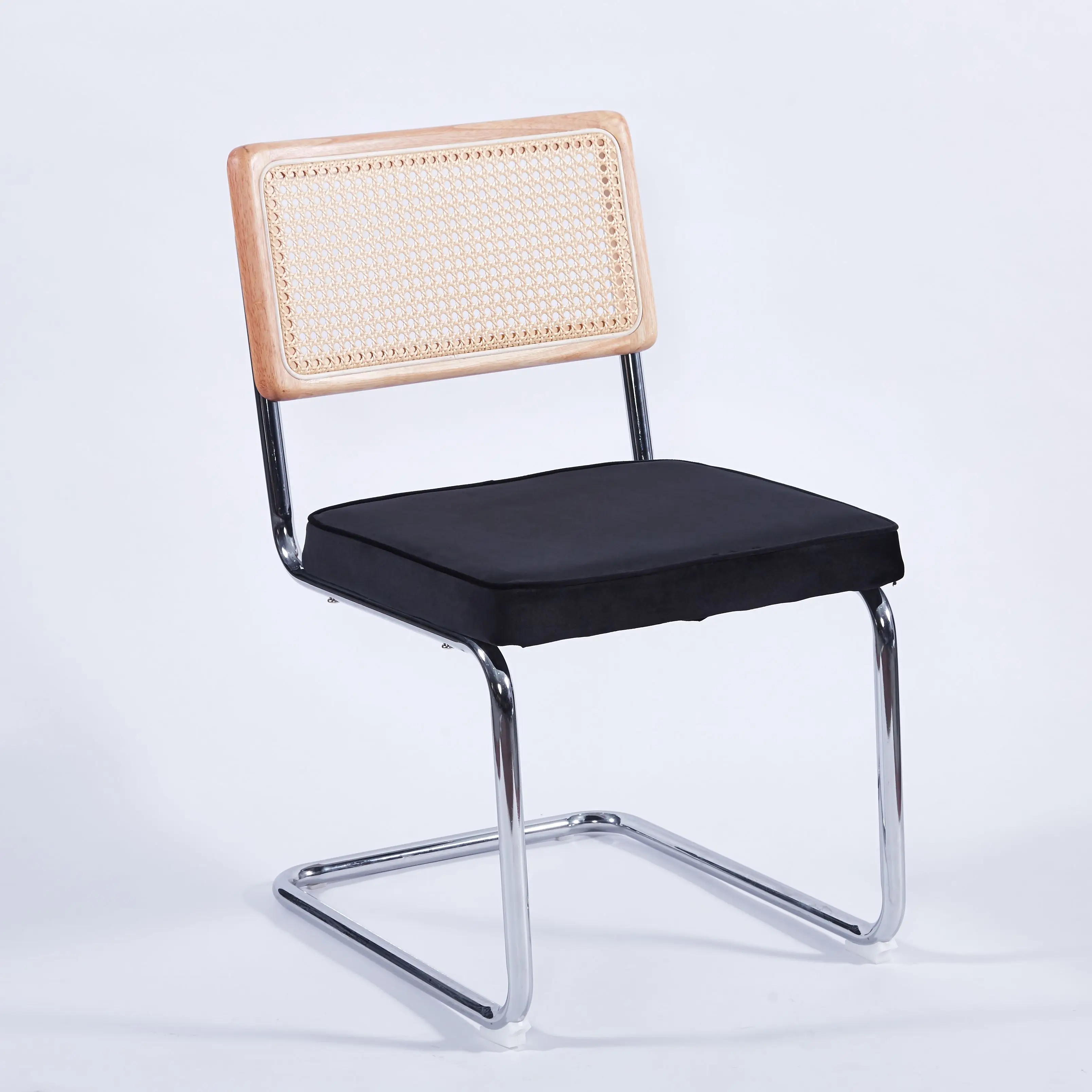* Hotsell Woven Rattan Outdoor Wholesale Iron Frame Metal Steel Patio Cafe Garden Dining Chair with Waterproof Cushion
* Hotsell Woven Rattan Outdoor Wholesale Iron Frame Metal Steel Patio Cafe Garden Dining Chair with Waterproof Cushion