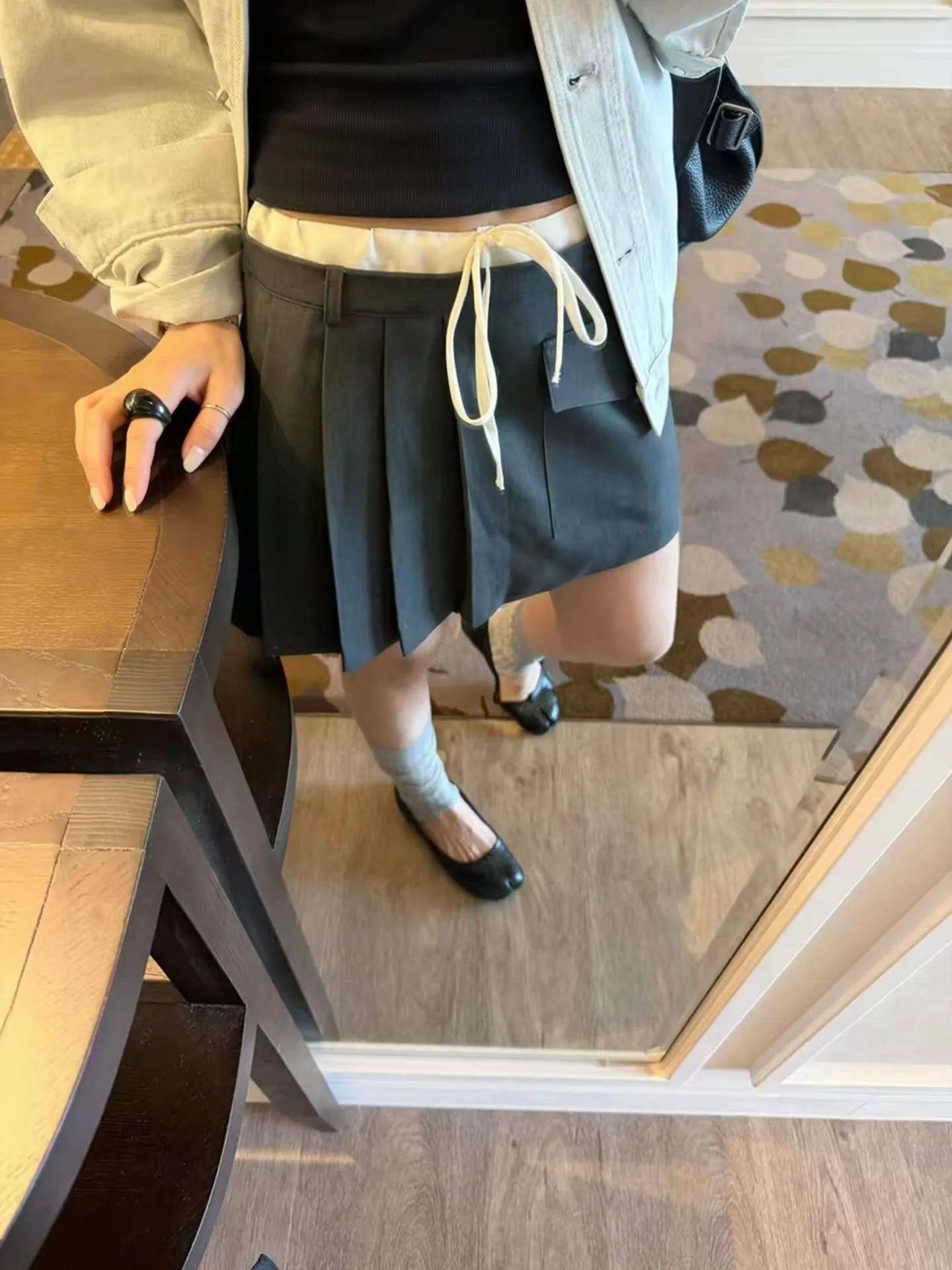 Slimming Pleated Skirt with Drawstring Half-length Women's Pants with Pockets Korean Style Design Summer New Arrival
Slimming Pleated Skirt with Drawstring Half-length Women's Pants with Pockets Korean Style Design Summer New Arrival