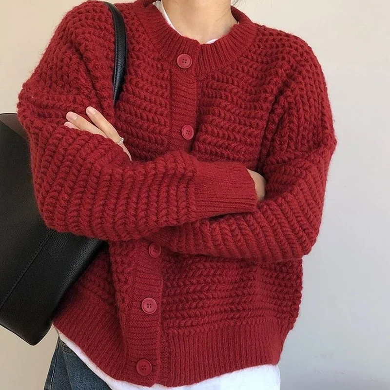 Autumn/winter New High Quality Loose Comfortable Solid Color Knitted Cardigan Sweater Fashionable Casual Exquisite Women's Top
Autumn/winter New High Quality Loose Comfortable Solid Color Knitted Cardigan Sweater Fashionable Casual Exquisite Women's Top