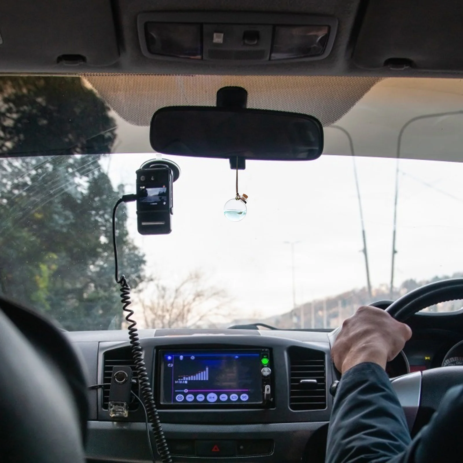 10 шт., подвесной кулон в виде флакона духов, стекло, дерево, сделай сам, автомобильный очиститель воздуха, многоразовая бутылка аромата, подвеска для украшения интерьера автомобиля
10 шт., подвесной кулон в виде флакона духов, стекло, дерево, сделай сам, автомобильный очиститель воздуха, многоразовая бутылка аромата, подвеска для украшения интерьера автомобиля