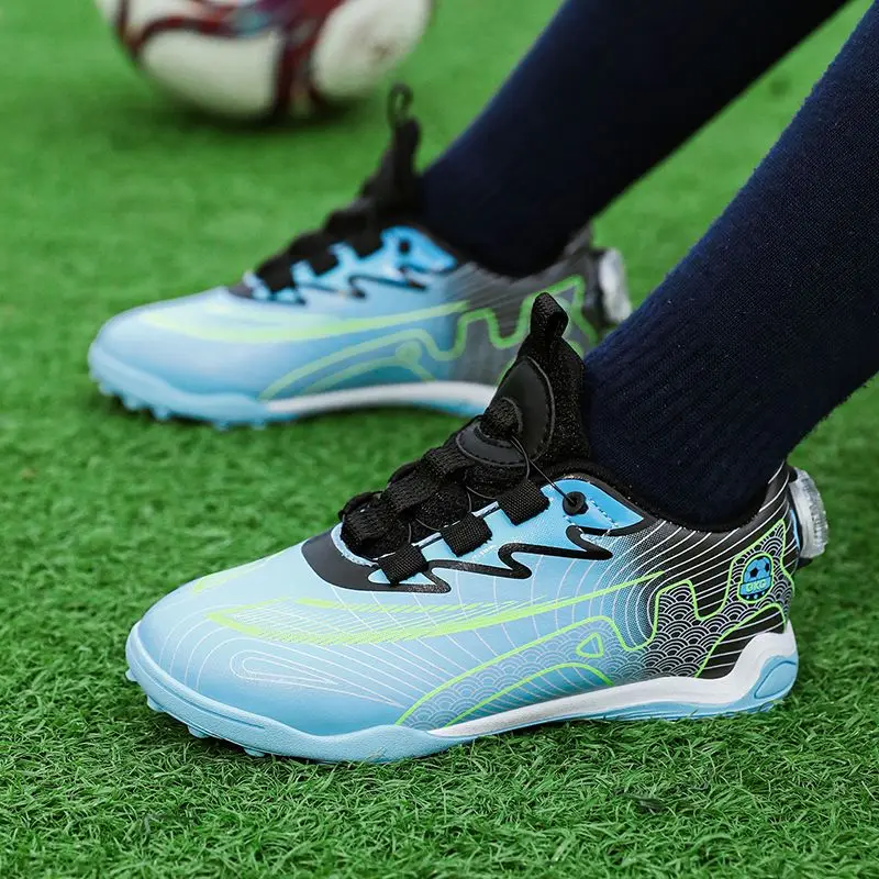 New men's ultra-light soccer boots long spikes breathable indoor sneakers soccer shoes sneakers hot sale
New men's ultra-light soccer boots long spikes breathable indoor sneakers soccer shoes sneakers hot sale