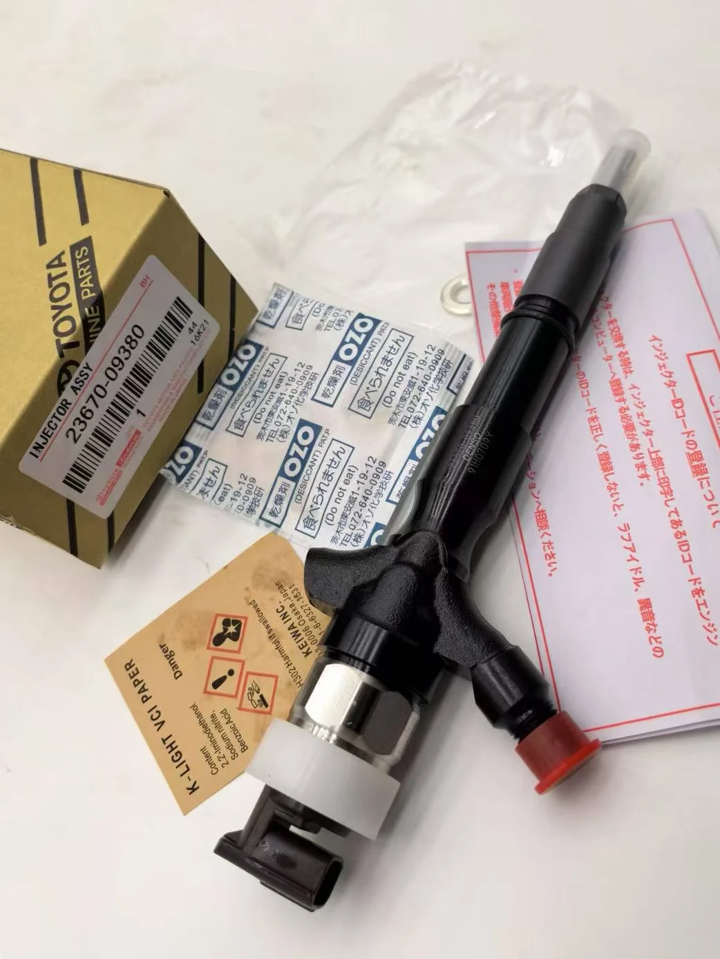 Diesel Injector 23670-09380 23670-0l110 0l010 23670-0l010 23670-30240 23670-09360 095000-8740 for Hiace Hilux 2.5d 2kd
Diesel Injector 23670-09380 23670-0l110 0l010 23670-0l010 23670-30240 23670-09360 095000-8740 for Hiace Hilux 2.5d 2kd