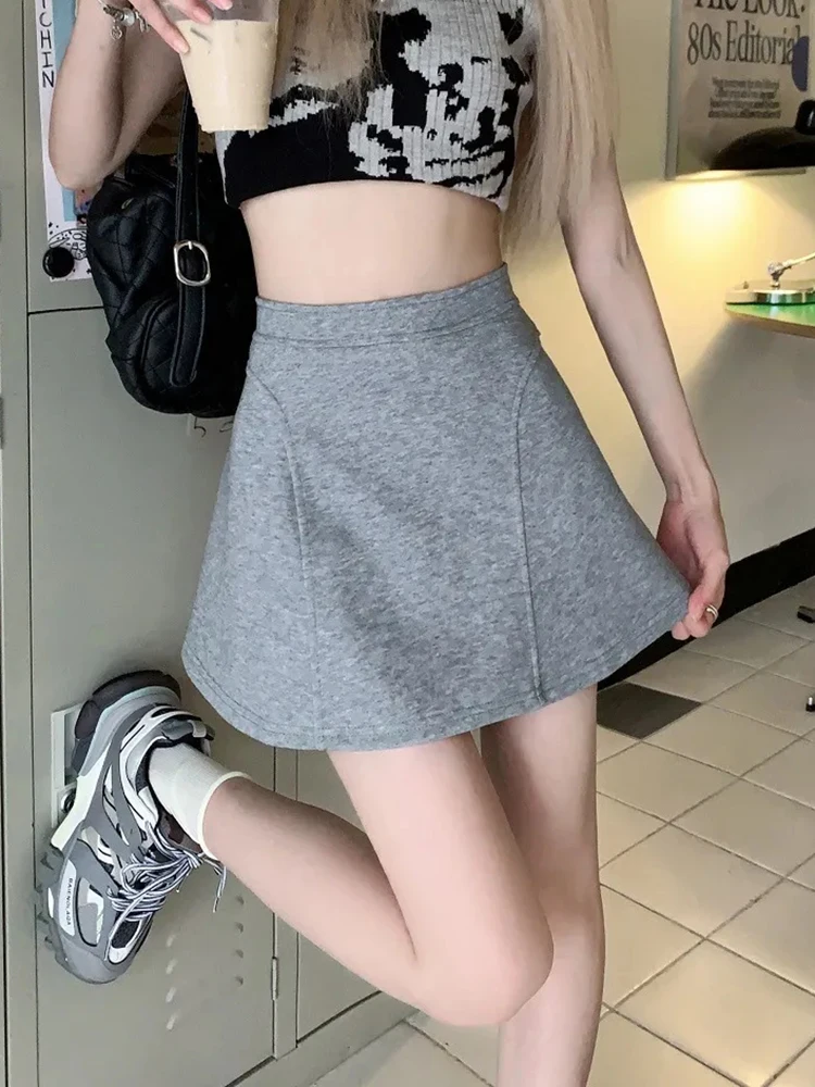 Zoki Casual Korean Mini Skirt Women Simple High Waist Solid Sweet Skirts Preppy Style Design Female Vintage All Match Skirt New
Zoki Casual Korean Mini Skirt Women Simple High Waist Solid Sweet Skirts Preppy Style Design Female Vintage All Match Skirt New