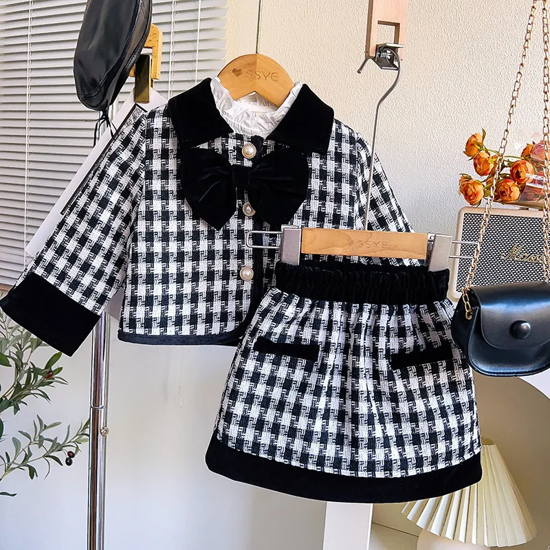 Trendy Plaid Spring Baby 2 Piece Sets Long Sleeve Bow Turn Down Collar Button Kids Coat Patchwork Pocket Pleatedskirt for Girls
Trendy Plaid Spring Baby 2 Piece Sets Long Sleeve Bow Turn Down Collar Button Kids Coat Patchwork Pocket Pleatedskirt for Girls