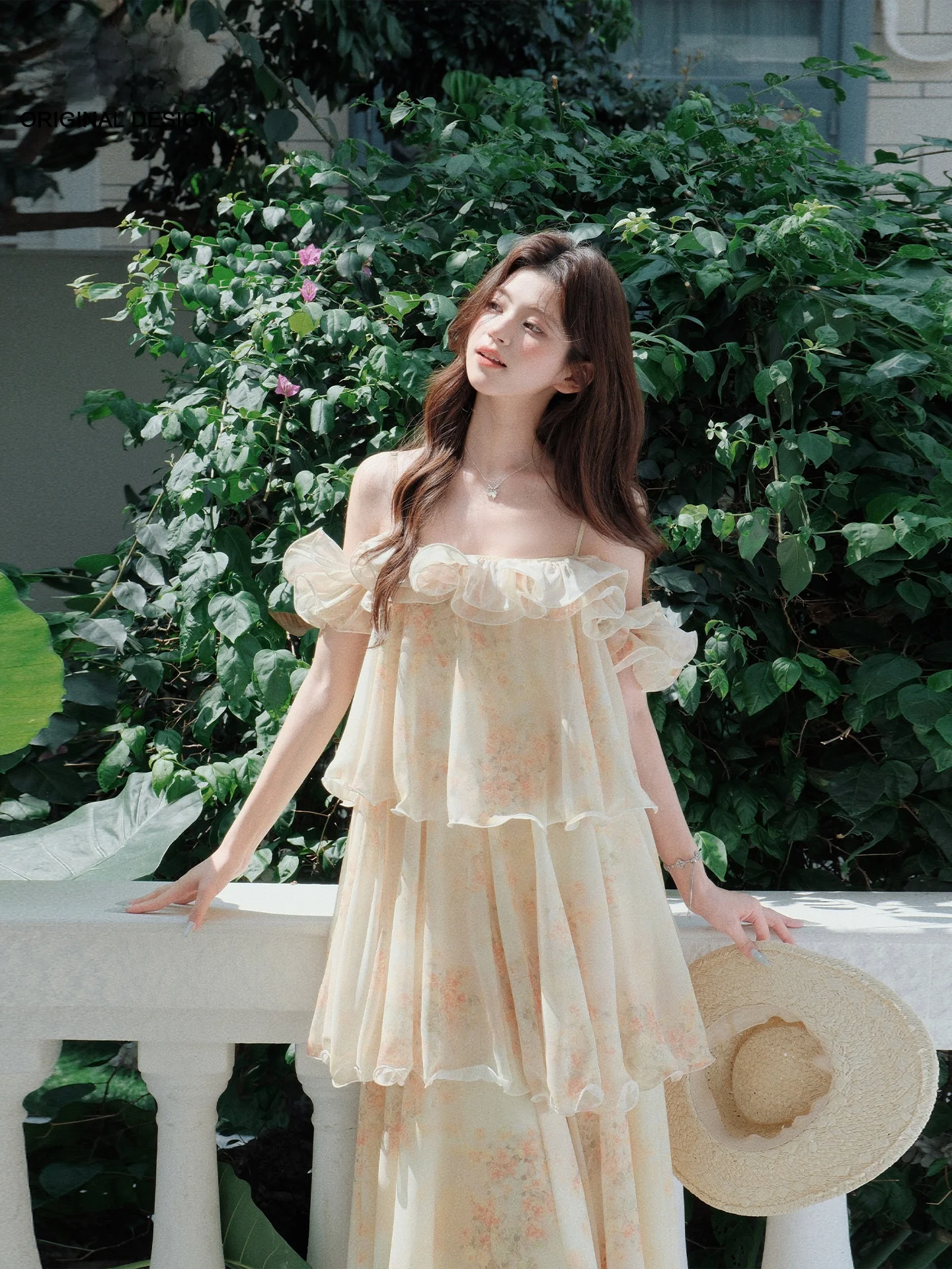 Summer Vacation Style Floral Print off Shoulder Long Dress Women's Beautiful Tulle Hemline Cake Skirt Casual Elegant Gown
Summer Vacation Style Floral Print off Shoulder Long Dress Women's Beautiful Tulle Hemline Cake Skirt Casual Elegant Gown