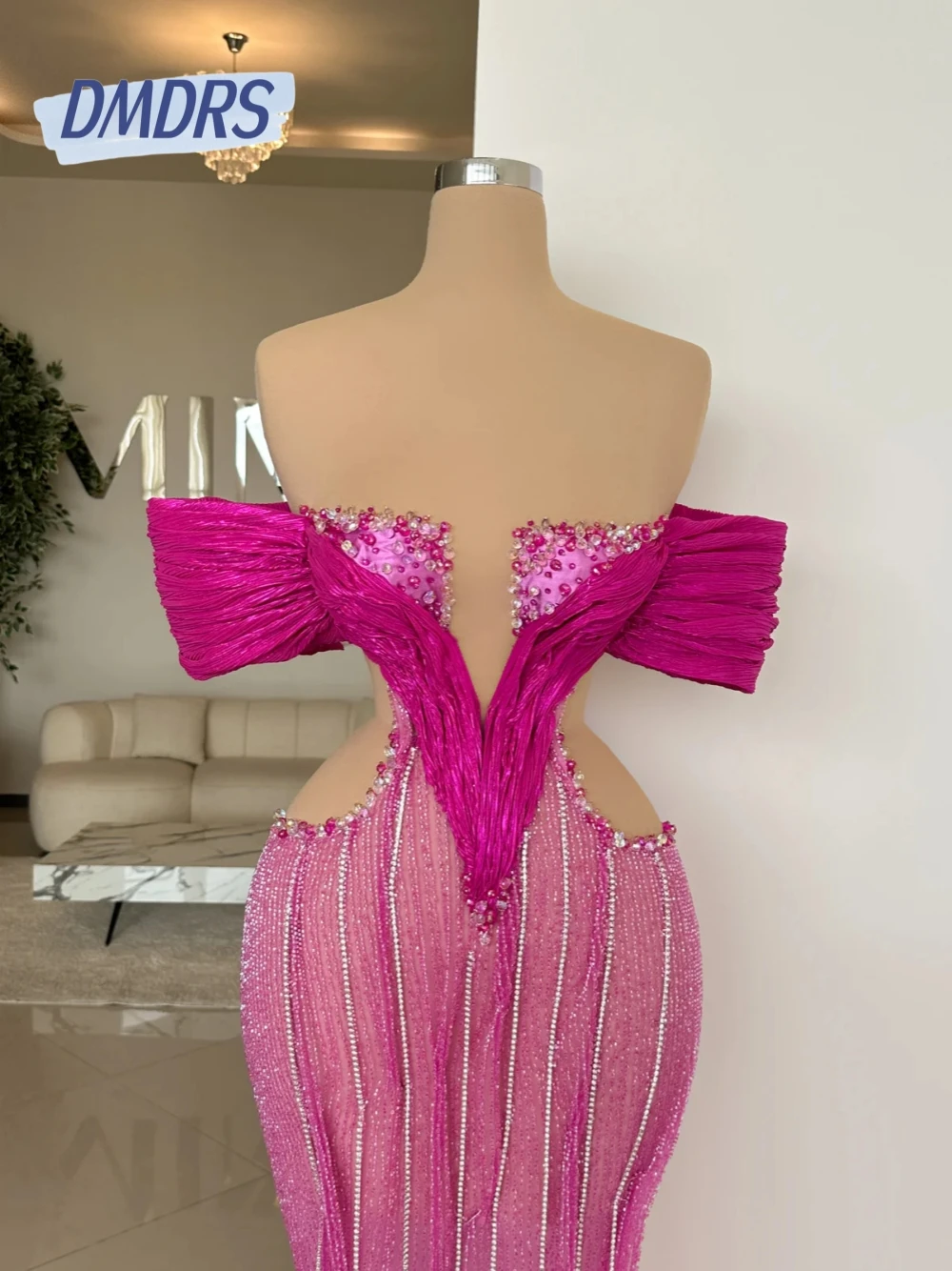 2026 Dazzling Straight Pearls Evening Dress Customized Off Shoulder Tassel Delicate Prom Gown Sexy Illusion Cut Out Cocktail
2026 Dazzling Straight Pearls Evening Dress Customized Off Shoulder Tassel Delicate Prom Gown Sexy Illusion Cut Out Cocktail
