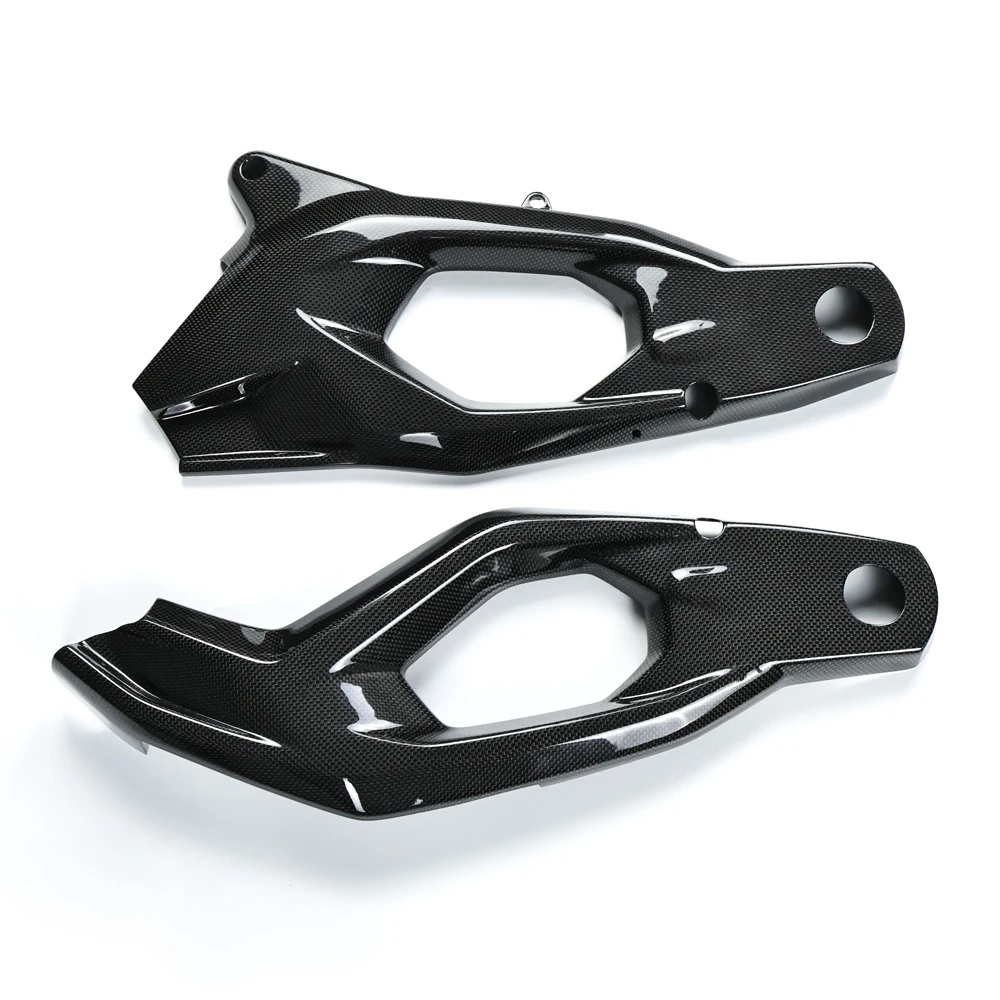 For DUCATI 2025 Panigale V2 V2S 100% Carbon Fiber SWINGARM COVER
For DUCATI 2025 Panigale V2 V2S 100% Carbon Fiber SWINGARM COVER