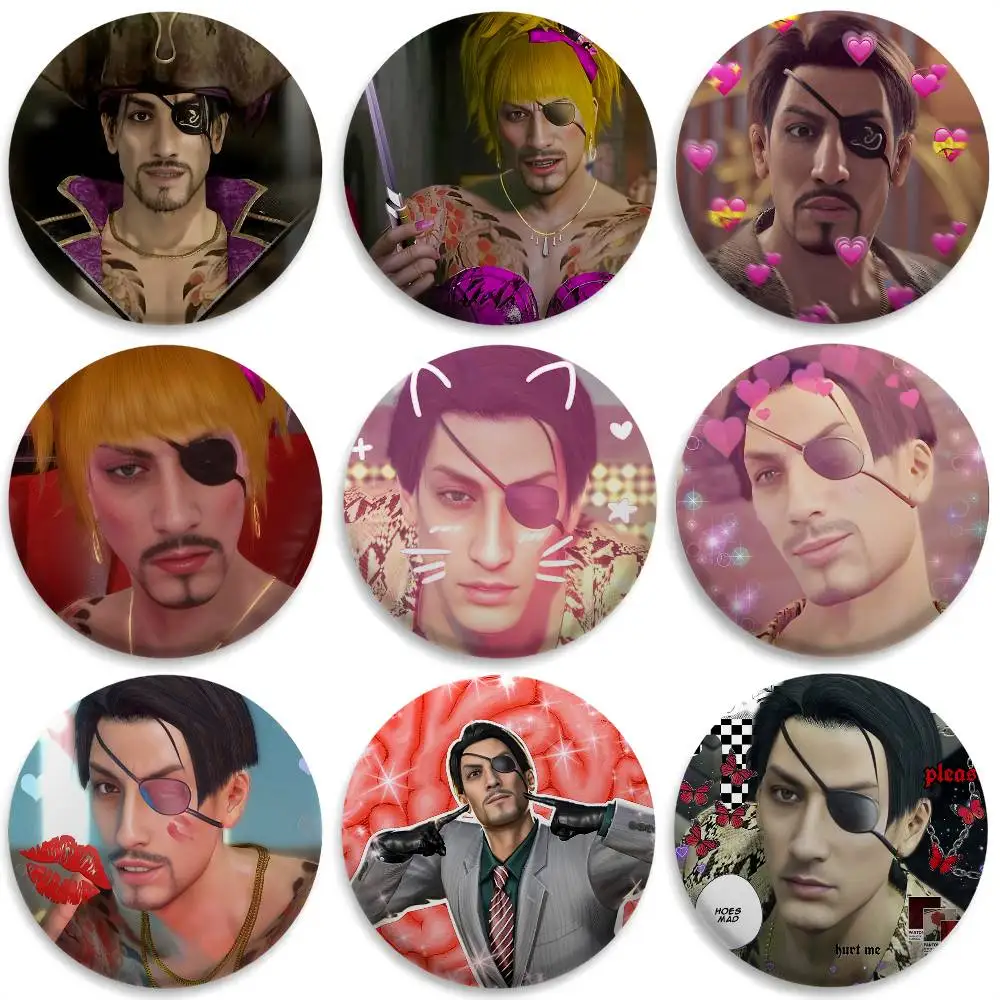 Love G-Goro Majima Y-Yakuza Badges Round Exquisite Badge Brooches Creative Pins For Clothes Hat Backpack Gift Accessories
Love G-Goro Majima Y-Yakuza Badges Round Exquisite Badge Brooches Creative Pins For Clothes Hat Backpack Gift Accessories