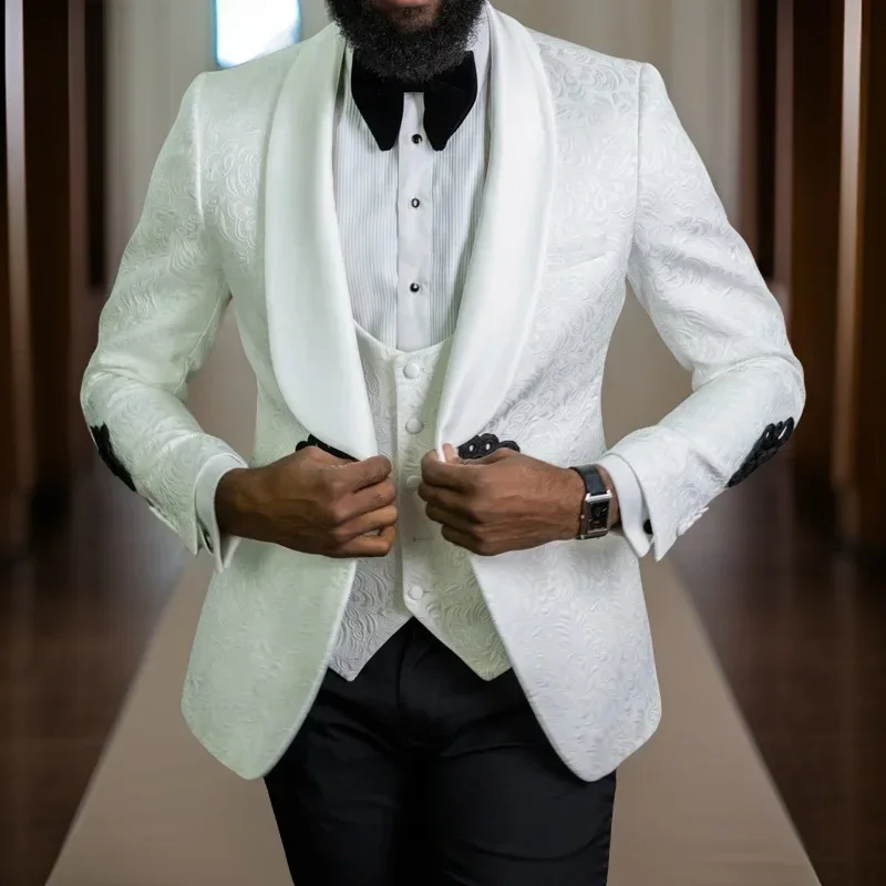 Wedding Men Suits 3 Pieces Floral Pattern Groom Tuxedos Slim Fit Shawl Lapel African Fashion Jacket With Black Pants Vest
Wedding Men Suits 3 Pieces Floral Pattern Groom Tuxedos Slim Fit Shawl Lapel African Fashion Jacket With Black Pants Vest