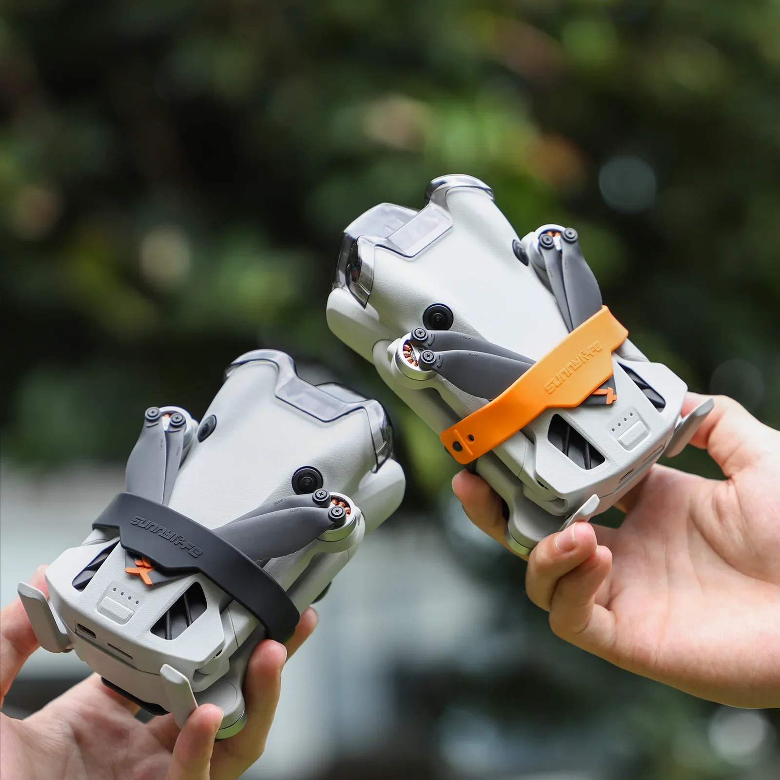 Держатель винтового лезвия Sunnylife для DJI Mini 4 Pro, ремешок для крыла, ремень для пропеллера, Защитный корпус, аксессуары для дрона
Держатель винтового лезвия Sunnylife для DJI Mini 4 Pro, ремешок для крыла, ремень для пропеллера, Защитный корпус, аксессуары для дрона