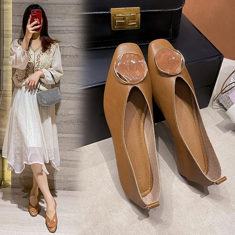 Women's square toe low heels solid color retro Casual flat shoes sizes 33-43 Hot sales women's MARY JANES high heels shoes 4
Women's square toe low heels solid color retro Casual flat shoes sizes 33-43 Hot sales women's MARY JANES high heels shoes 4