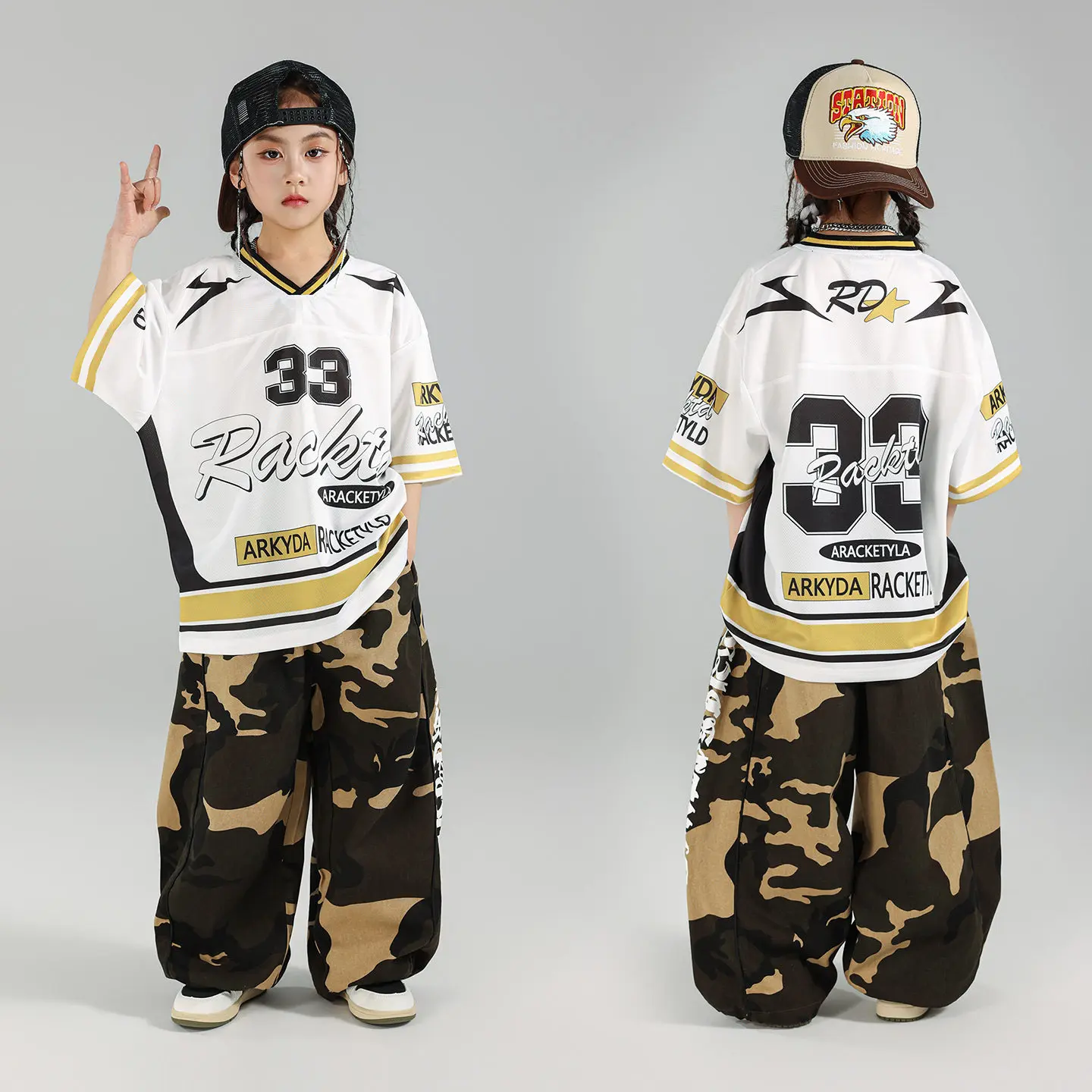 Children Hip Hop Dance Costumes For Girls Loose Shirts Camouflage Pants Streetwear Boys Jazz Dance Stage Rave Clothes DQS23317
Children Hip Hop Dance Costumes For Girls Loose Shirts Camouflage Pants Streetwear Boys Jazz Dance Stage Rave Clothes DQS23317