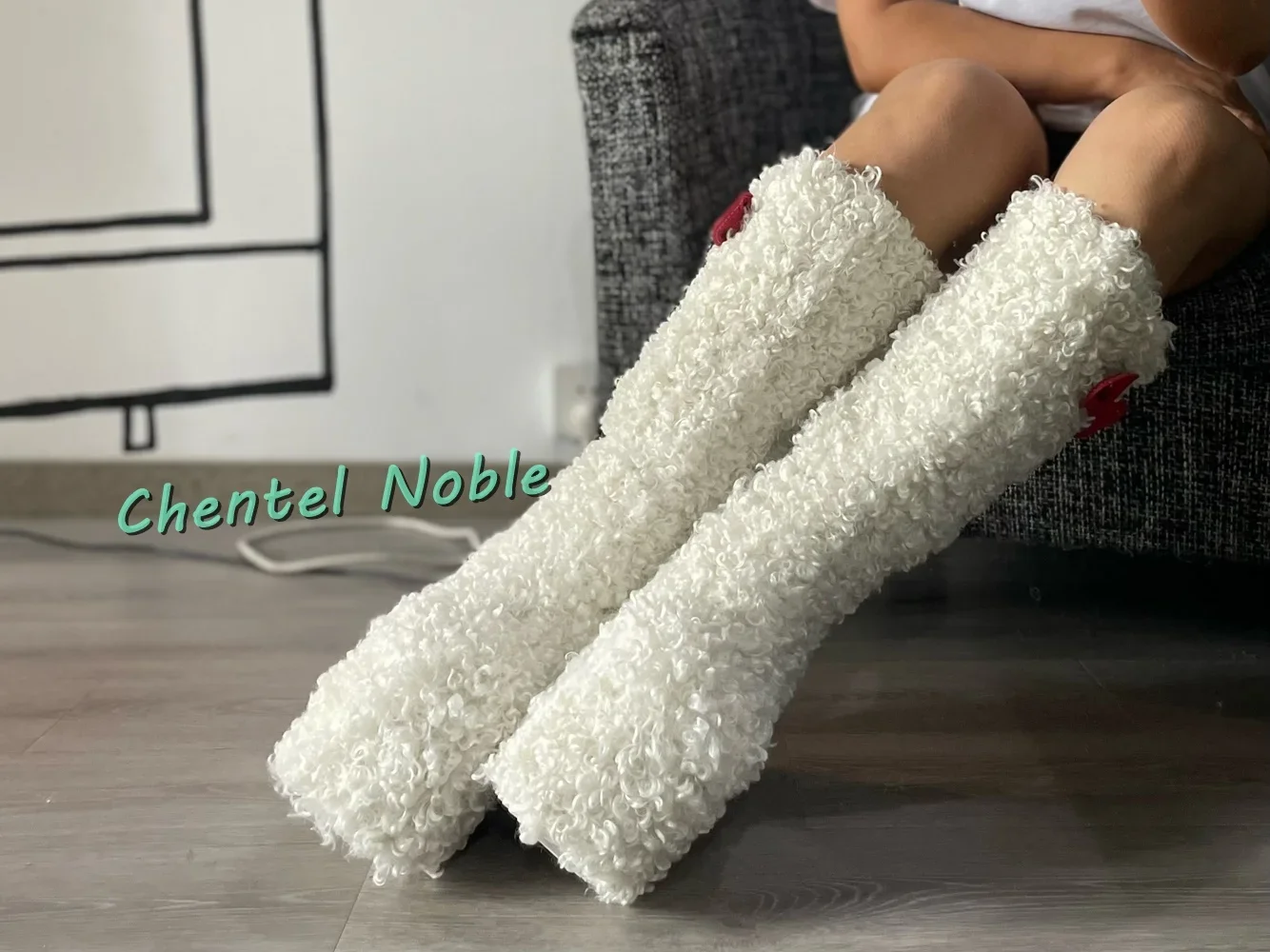 Fur Bow Women Knee High Boots Height Increasing Shoes Side Zipper Solid Winter Boots 2025 New Arrivals Hot Girl Catwalk Luxury
Fur Bow Women Knee High Boots Height Increasing Shoes Side Zipper Solid Winter Boots 2025 New Arrivals Hot Girl Catwalk Luxury