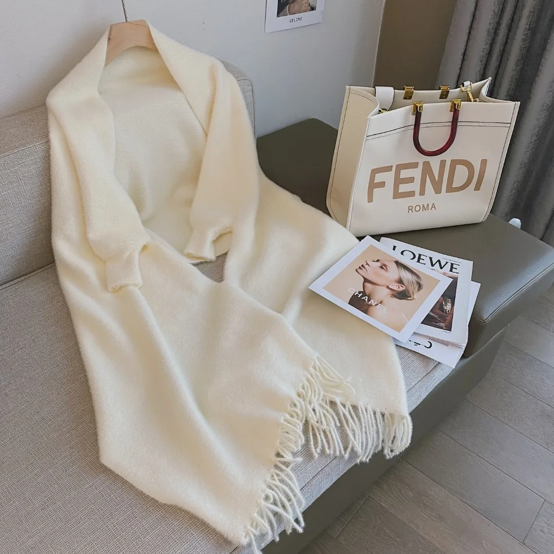 Imitation Mink Fleece Women's Winter Coats Poncho With Sleeves Loose Plus Size Cape Cardigan Faux Fur Coat Knitting Shawl Tassel
Imitation Mink Fleece Women's Winter Coats Poncho With Sleeves Loose Plus Size Cape Cardigan Faux Fur Coat Knitting Shawl Tassel