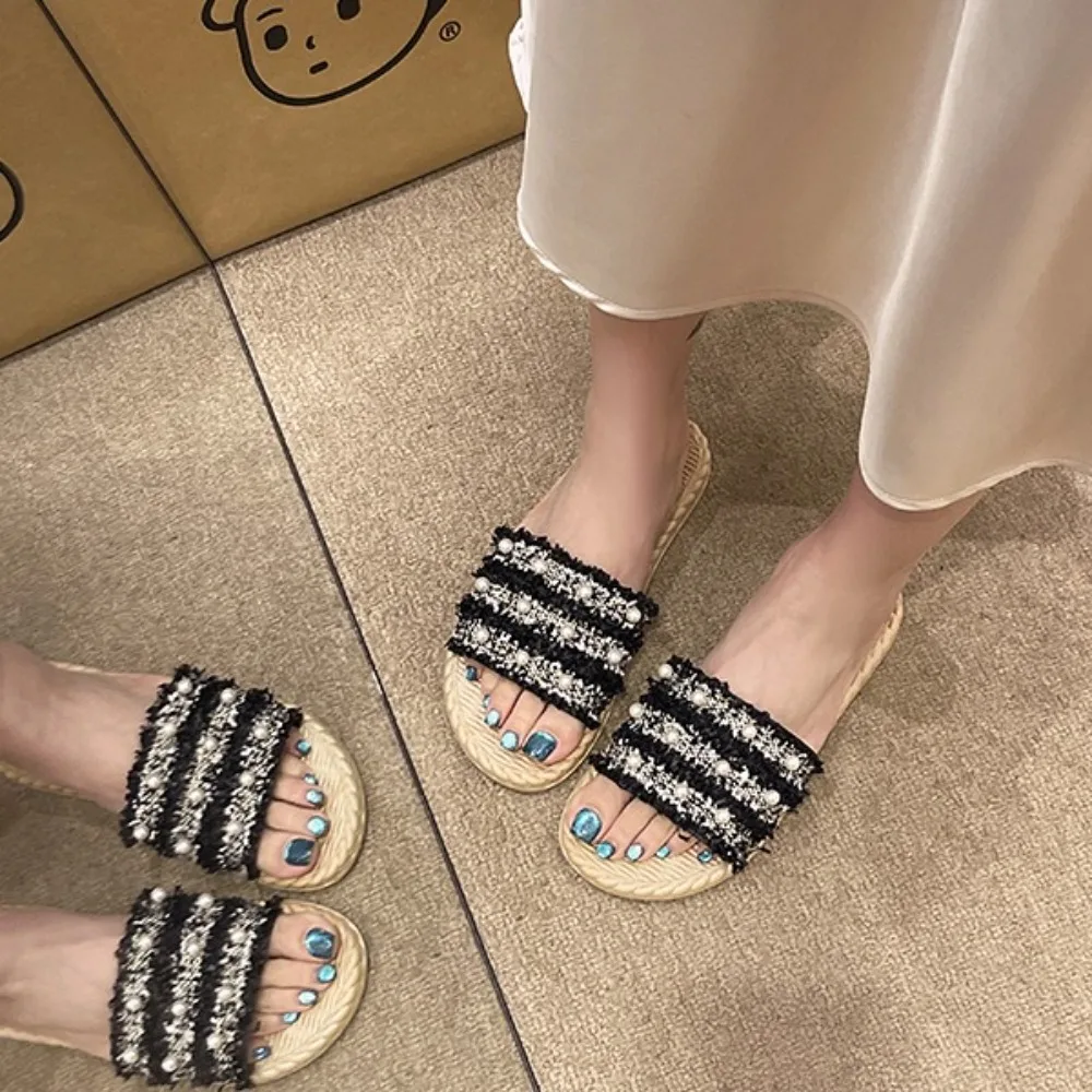 Fashion Open-toe Pearl Tassel Slippers Non-Slip Elegant Slides Sandals Sweet Shoes Ethnic Style Slippers Girls
Fashion Open-toe Pearl Tassel Slippers Non-Slip Elegant Slides Sandals Sweet Shoes Ethnic Style Slippers Girls