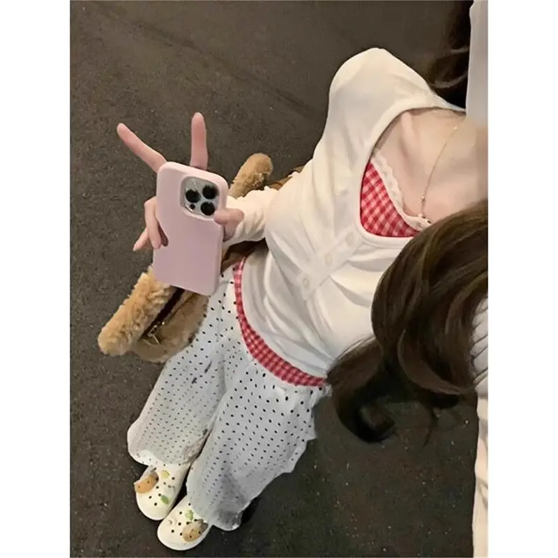 Patchwork T Shirt Korean Style Plaid Crop Top Women Long Sleeve V-neck Tshirt Female Y2k Folds Spring Fashion Tees Clothes 2025
Patchwork T Shirt Korean Style Plaid Crop Top Women Long Sleeve V-neck Tshirt Female Y2k Folds Spring Fashion Tees Clothes 2025