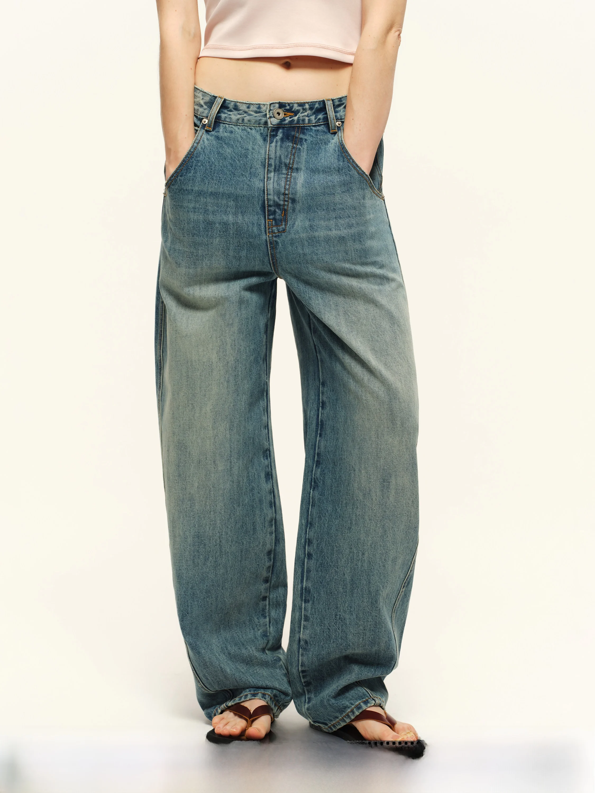 Retro Washed Loose Wide Leg Jeans Women's Spring Autumn Pure Cotton Skinny Jeans Comfortable Fit Classic Blue Denim Trousers
Retro Washed Loose Wide Leg Jeans Women's Spring Autumn Pure Cotton Skinny Jeans Comfortable Fit Classic Blue Denim Trousers