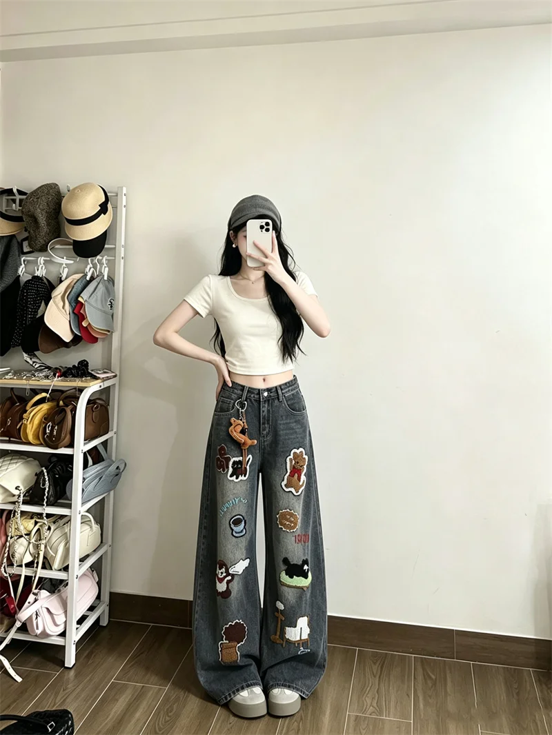 High Waist Distressed Cartoon Embroidery Denim Jeans Women's Summer Casual Loose Floor-Length Pants Casual Style
High Waist Distressed Cartoon Embroidery Denim Jeans Women's Summer Casual Loose Floor-Length Pants Casual Style